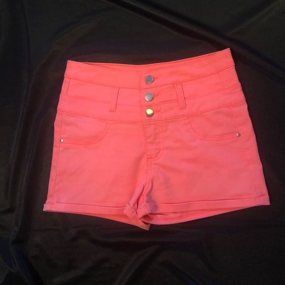 Sz. 2 Neon Short Shorts - Picture 1 of 7